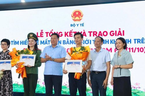 Gần 95.000 người tham gia cuộc thi về mất cân bằng giới tính khi sinh, hướng tới nâng cao vị thế trẻ em gái