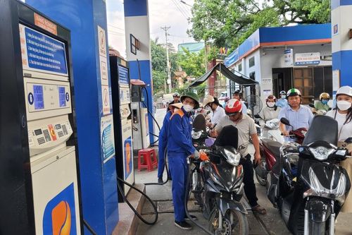 Kéo dài thời hạn ưu đãi thuế đối với xăng, dầu đến hết năm 2026