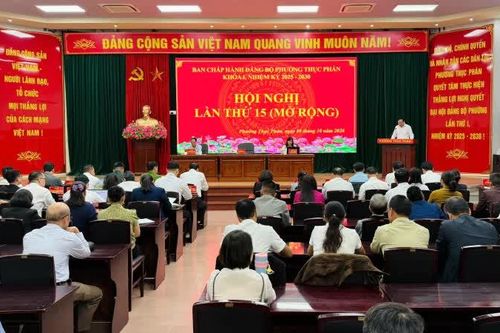 Phó Bí thư Tỉnh ủy Vũ Hồng Quang: Đảng bộ phường Thục Phán phải tăng tốc, nâng cao hiệu lực, hiệu quả hoạt động