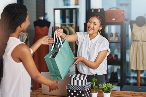 Nụ cười trong nghệ thuật bán hàng