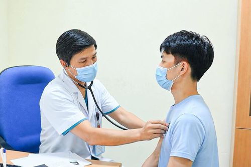 Sang nước ngoài khám tổng quát, người phụ nữ vẫn phát hiện ung thư muộn