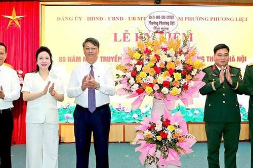 Phường Phương Liệt kỷ niệm 80 năm Ngày truyền thống Lực lượng vũ trang Thủ đô