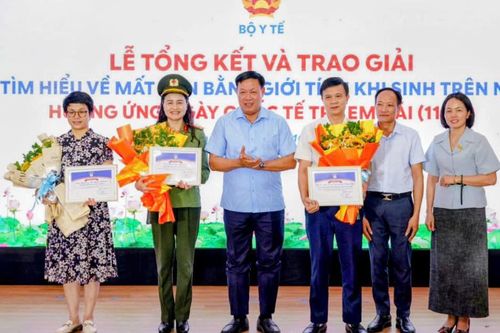Bộ Y tế trao giải cuộc thi 'Tìm hiểu về mất cân bằng giới tính khi sinh trên nền tảng số': Những câu chuyện chạm tới trái tim từ nấc thang cơ sở