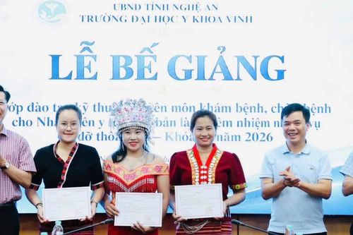 Chuẩn hóa chuyên môn cho cô đỡ thôn, bản để chăm sóc mẹ, trẻ sơ sinh tốt hơn