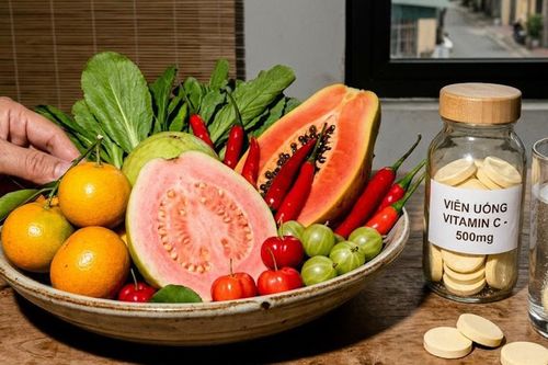 Bổ sung quá nhiều vitamin C có thể gây ra những nguy cơ sức khỏe nào?