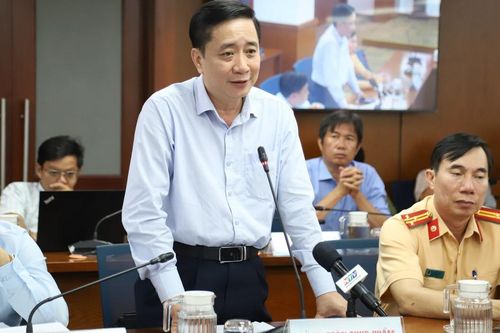 TPHCM tăng cường kiểm tra chợ, cơ sở sản xuất thực phẩm, bếp ăn trường học dịp cuối năm