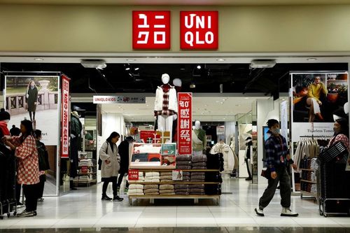Ông chủ Uniqlo lãi kỷ lục