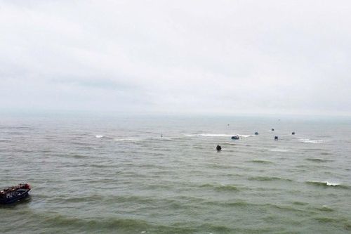 Quảng Trị:Khẩn trương tìm ngư dân mất tích ở cửa Gianh