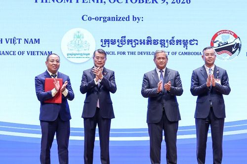 Hai Thủ tướng Việt Nam – Campuchia: Đưa hợp tác kinh tế lên tầm cao mới