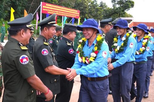 Trách nhiệm thiêng liêng của những người đang sống