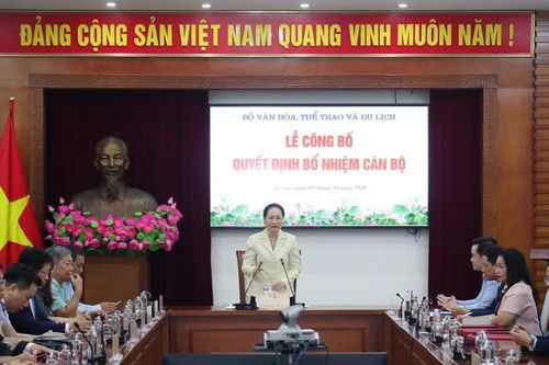 Bộ Văn hóa, Thể thao và Du lịch tổ chức Hội nghị công bố, trao các quyết định về công tác cán bộ