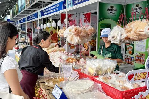 Kết nối, nâng sức cạnh tranh cho hàng Việt