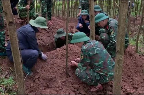 Phát hiện nhiều hài cốt liệt sĩ ở Quảng Trị