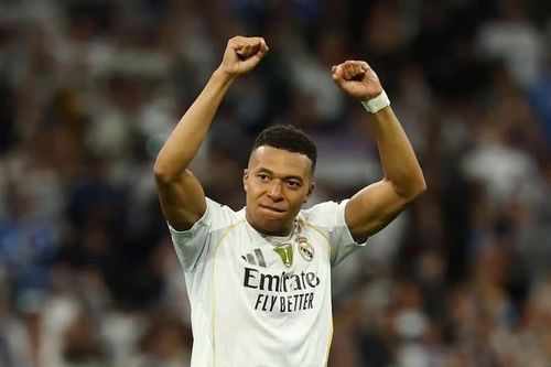 Liverpool chi 250 triệu euro chiêu mộ Mbappe?