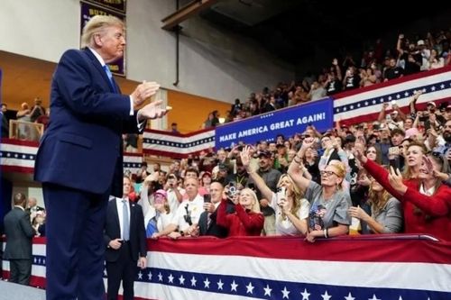 Bầu cử giữa nhiệm kỳ Mỹ: Phép thử quyền lực với Tổng thống Trump