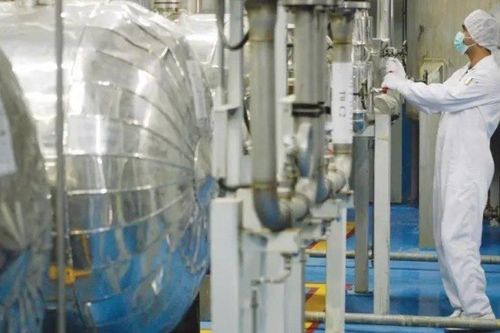 Iran tuyên bố sẽ không từ bỏ làm giàu uranium