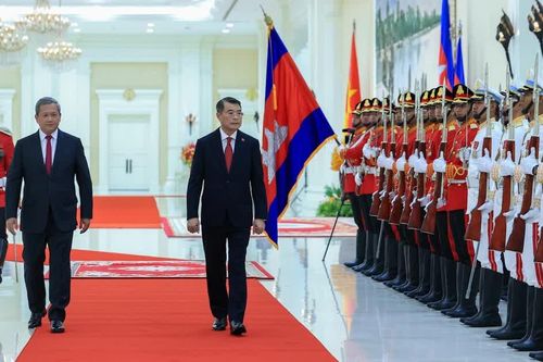 Thủ tướng Campuchia Hun Manet chủ trì lễ đón chính thức Thủ tướng Lê Minh Hưng