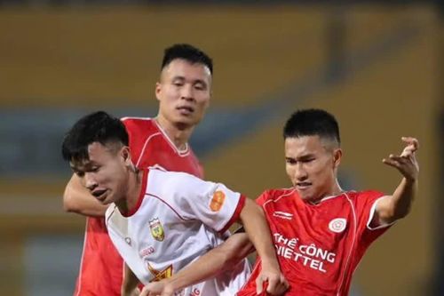Doãn Ngọc Tân lại chấn thương, bao giờ mới trở lại tuyển Việt Nam?
