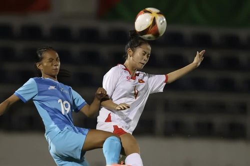 Báo Trung Quốc ngỡ ngàng khi U17 nữ Việt Nam hủy diệt đối thủ 20-0