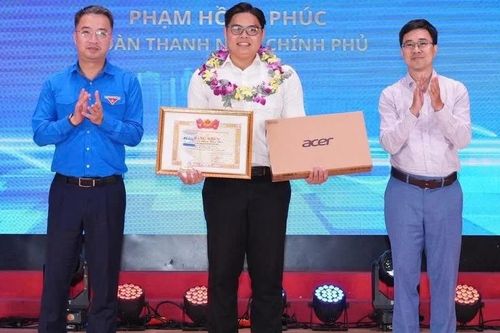 Công chức trẻ cần sử dụng AI có trách nhiệm