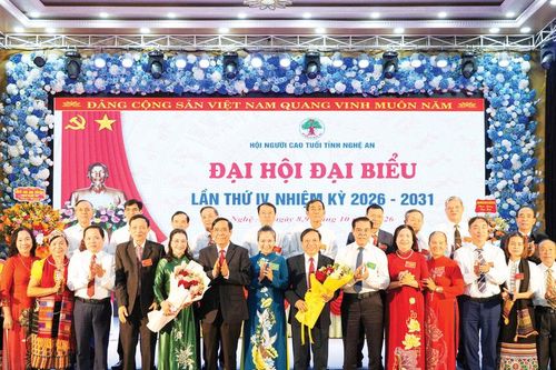 Ông Nguyễn Quang Tùng được bầu giữ chức Chủ tịch Hội Người cao tuổi tỉnh Nghệ An