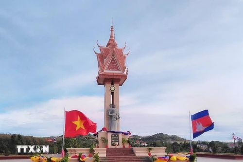 Quan hệ Việt Nam-Campuchia phát triển mạnh mẽ trong giai đoạn mới