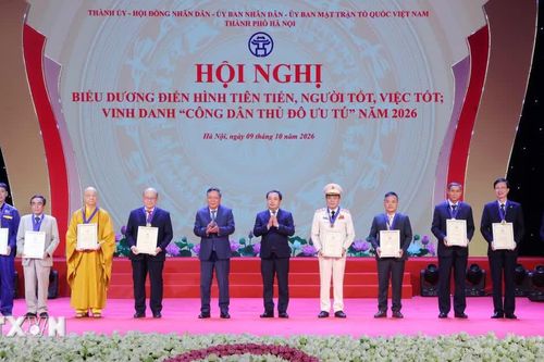 Thủ đô Hà Nội vinh danh 9 'Công dân Thủ đô ưu tú' năm 2026