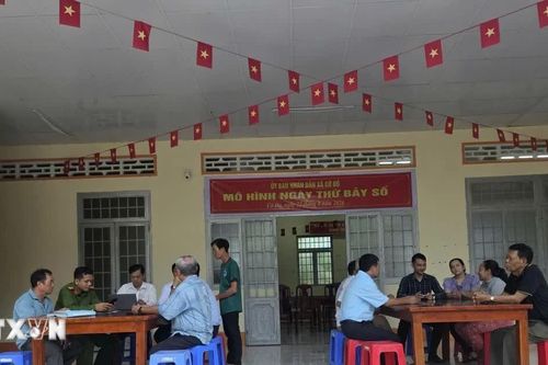 Cần Thơ 'đi từng ngõ, gõ từng nhà' để phổ cập kỹ năng số cho người dân