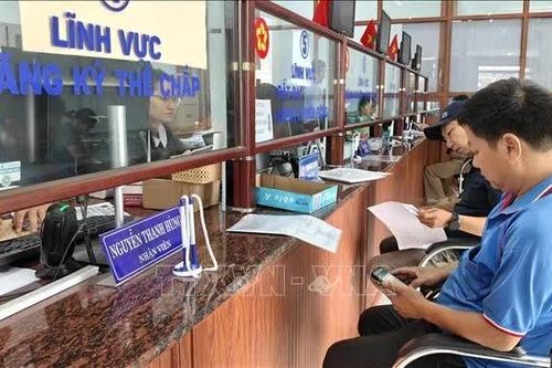 Phát triển nền hành chính phục vụ gắn với chuyển đổi số