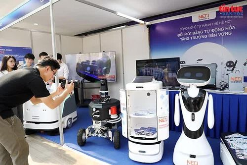 Robot AI mở rộng ứng dụng thực tiễn trong y tế, công nghiệp, đời sống