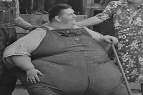 Chân dung người béo nhất lịch sử thế giới: Ông đã sống như thế nào với cân nặng 635 kg?