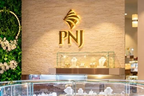 Cổ phiếu PNJ 'cháy hàng' sau chuỗi phiên giảm sâu