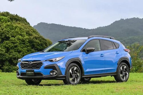 Nhiều mẫu xe giảm giá trăm triệu đồng trong tháng 10