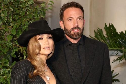Ben Affleck bất ngờ nhắc về Jennifer Lopez sau 2 năm ly hôn