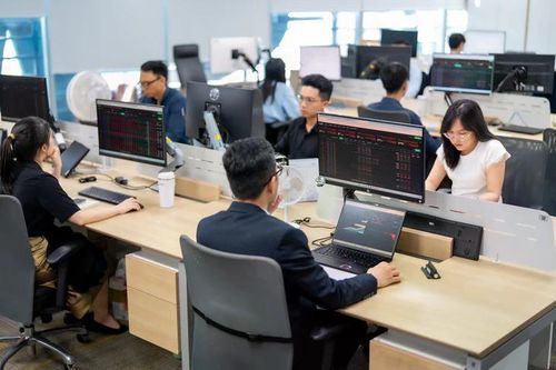 Xáo trộn bảng xếp hạng thị phần môi giới chứng khoán quý 3/2026