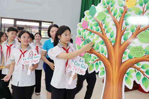 Truyền thông hưởng ứng Ngày Quốc tế trẻ em gái 11/10