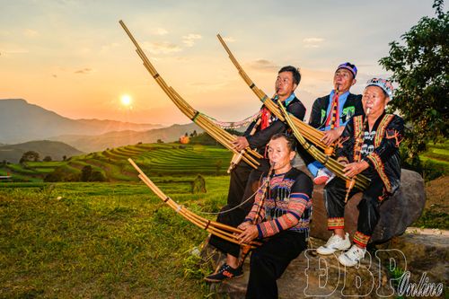 Niềm vui ngày hội lớn