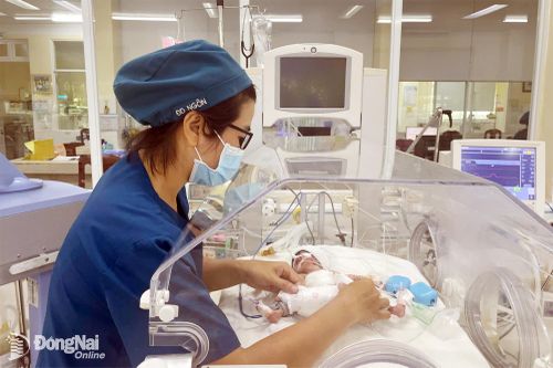 Phẫu thuật thành công cho trẻ sinh non 26 tuần, bị thủng ruột tự phát