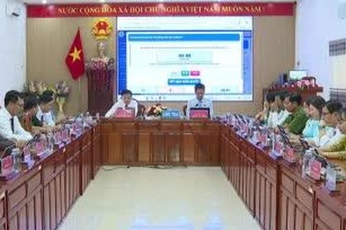 Xã Tân Hồng: Kỳ họp thứ 6 HĐND xã thông qua 3 nghị quyết quan trọng