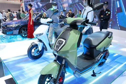 Từ ngày 9-10, hai quy chuẩn mới về động cơ và ắc quy xe máy điện có hiệu lực
