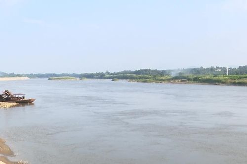 Giữ chặt địa bàn giáp ranh, bảo vệ tài nguyên sông Hồng