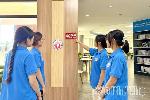 Tuổi trẻ Trường Đại học Hùng Vương xây dựng môi trường giáo dục không khói thuốc