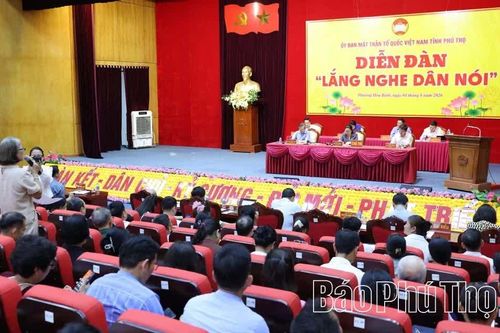 Dân chủ từ những việc gần dân