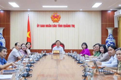Sắp xếp mạng lưới trường học, đẩy nhanh tiến độ xây dựng trường nội trú liên cấp