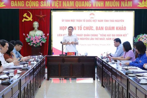 Sẵn sàng cho Liên hoan 'Tiếng hát Đại đoàn kết'