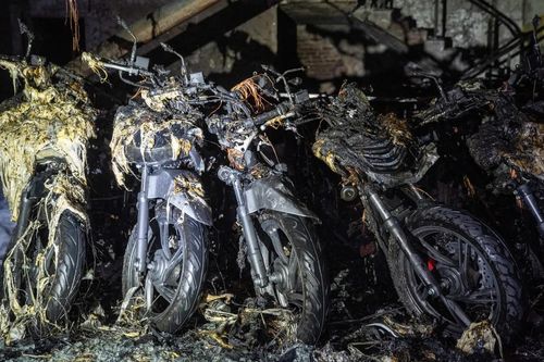 Hà Nội: Điều tra vụ cháy ở Nguyễn Khánh Toàn, hàng chục xe SH bị lửa thiêu rụi