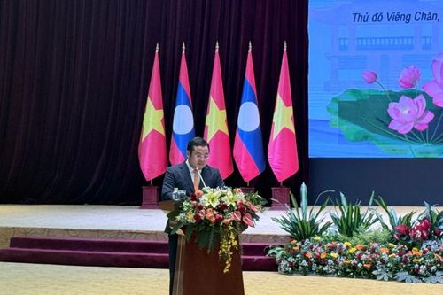 Chủ tịch Hội đồng thành viên Vinachem tham dự Hội nghị Xúc tiến đầu tư và Đối thoại doanh nghiệp Việt Nam - Lào
