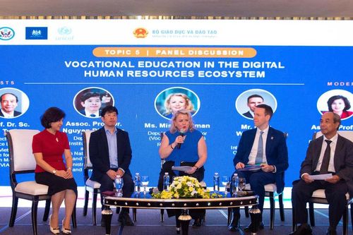 Xây dựng hệ sinh thái giáo dục nghề nghiệp số gắn với việc làm trong kỷ nguyên số