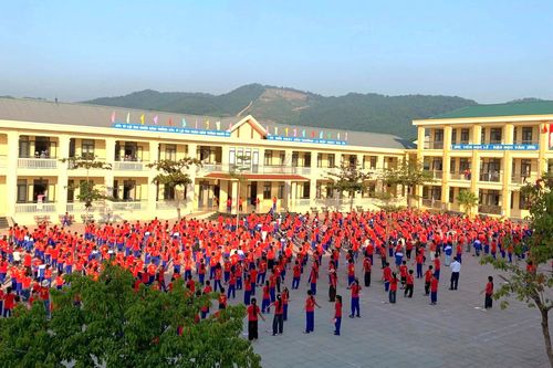 161/166 học sinh điểm trường ở Nghệ An đi học trở lại sau hơn một tháng
