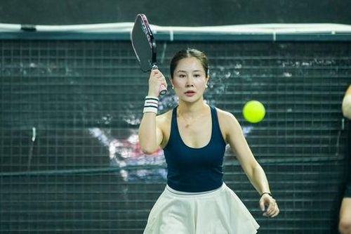 Những 'bóng hồng' sôi nổi tranh tài tại Giải Pickleball Cơ quan Báo và phát thanh, truyền hình Hà Nội mở rộng